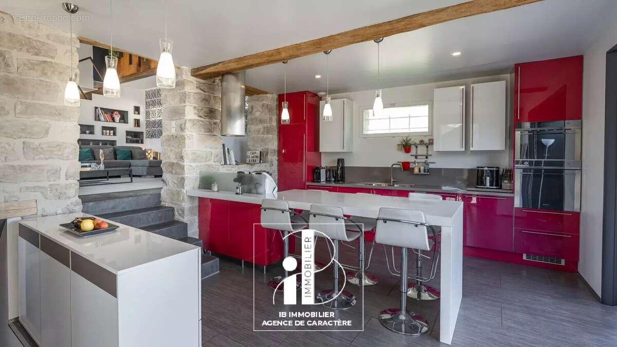 Maison à MORET-SUR-LOING