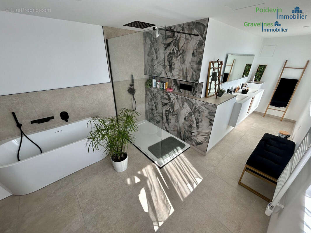 Maison à SAINT-FOLQUIN