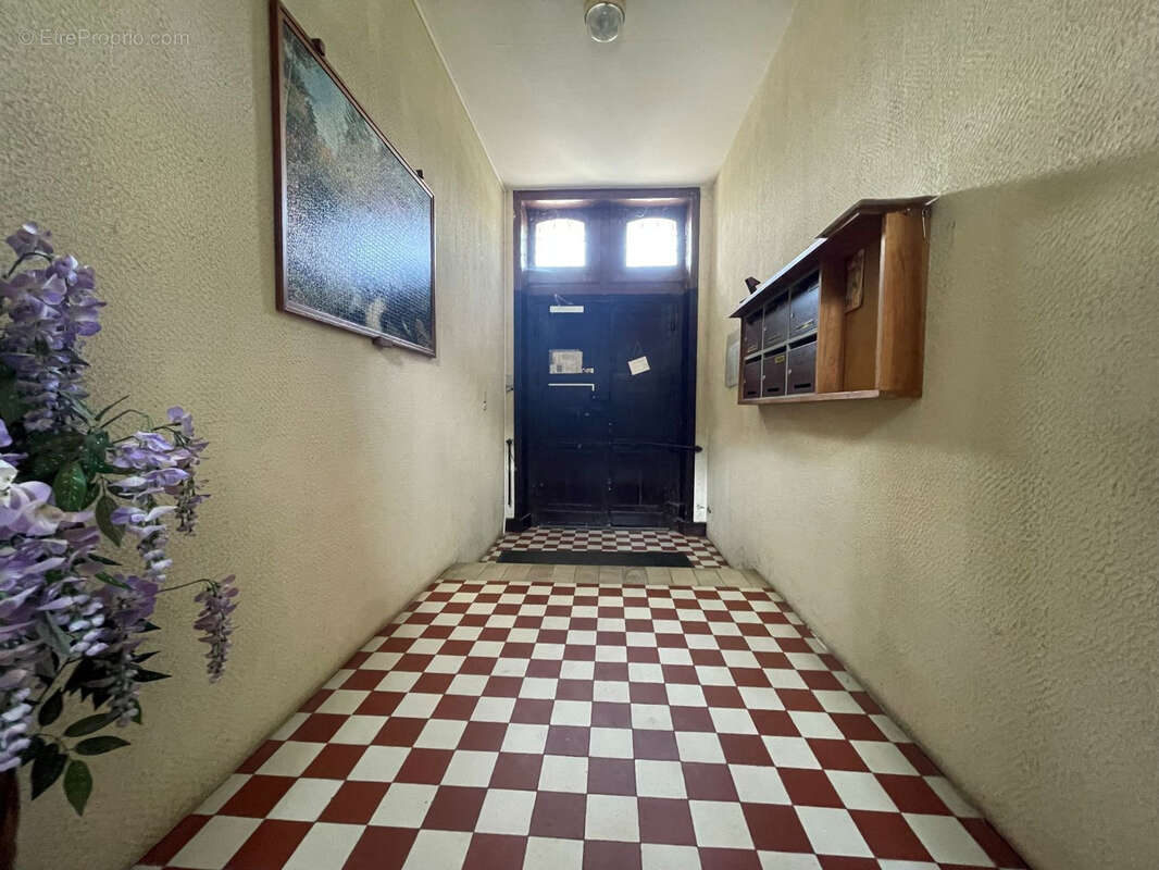 Appartement de type t2 a condat - photo 6