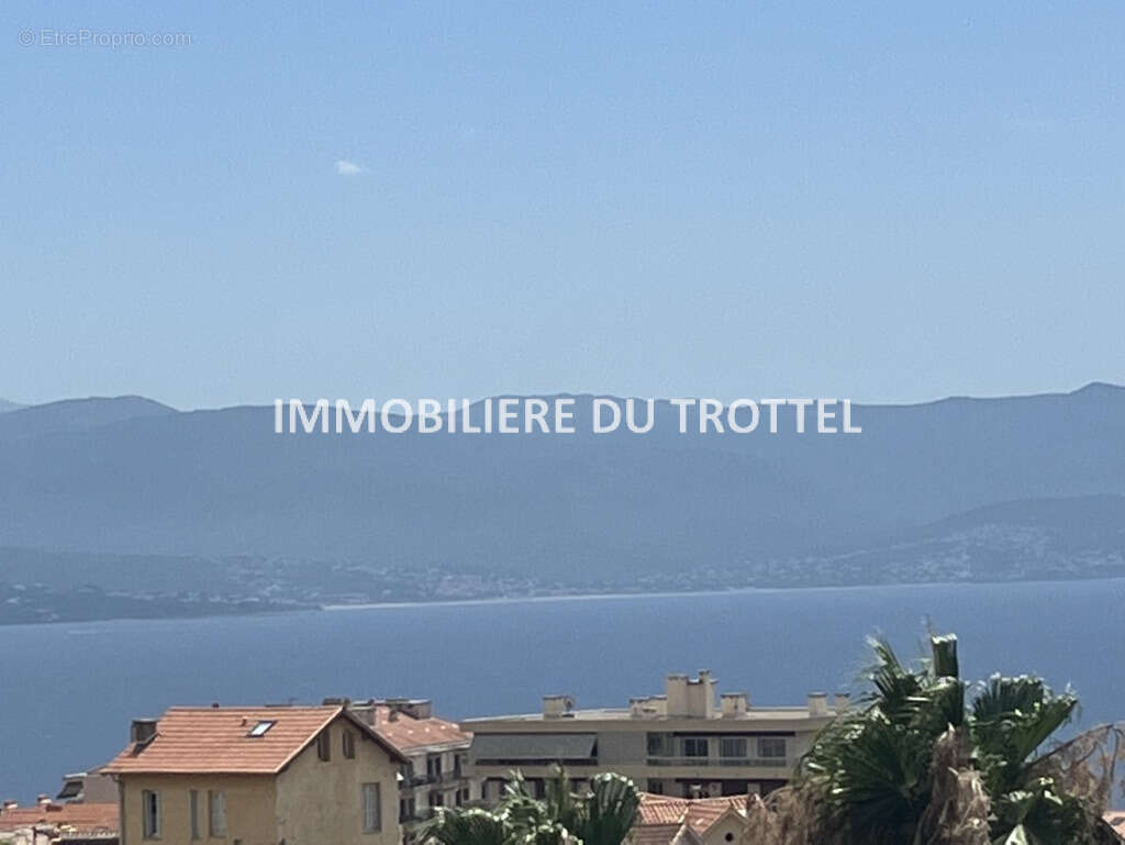 Appartement à AJACCIO
