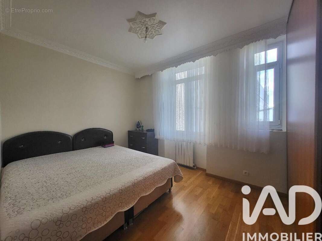 Photo 7 - Maison à MONTEREAU-FAULT-YONNE