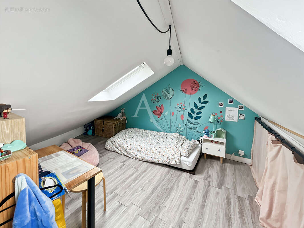 Maison à VAUX-SUR-SEINE