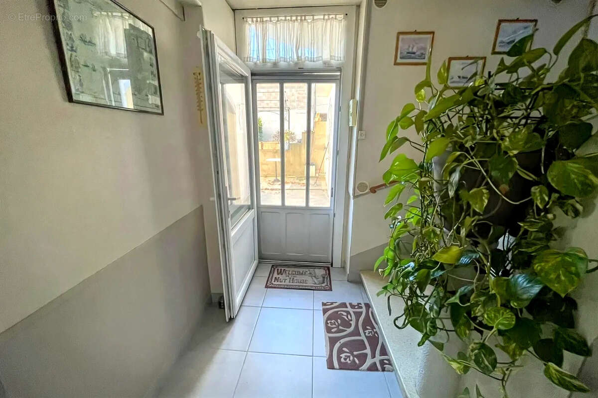 Maison à SORGUES