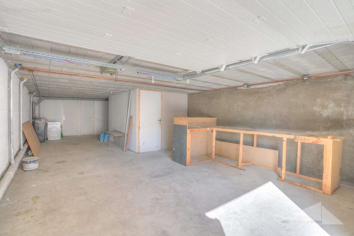 Appartement à SERGY
