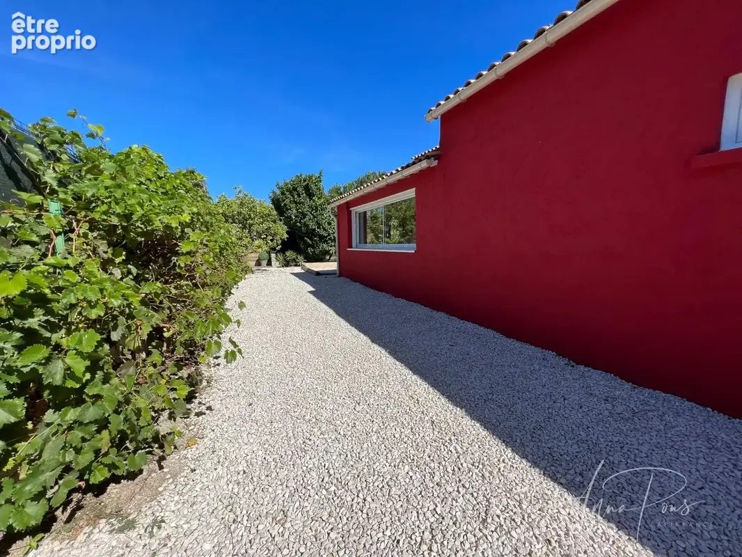 Dpt Var (83), à vendre HYERES Villa sans vis à vis- 1000m² de terrain - 3 chambres  - piscine - jardin - GARAGE - photo 43