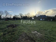 Terrain à SAINT-AMAND