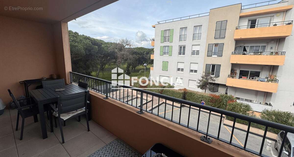 Appartement à FREJUS