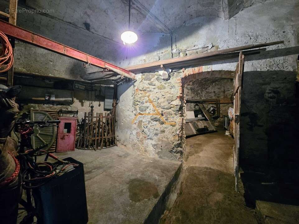 Maison à PUY-SAINT-MARTIN