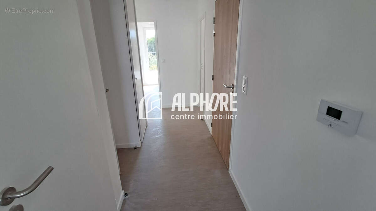 Immaculée, appartement Re2020 - T4 avec 3 terrasses et 2 stationnements , disponibilité immédiate. - photo 9