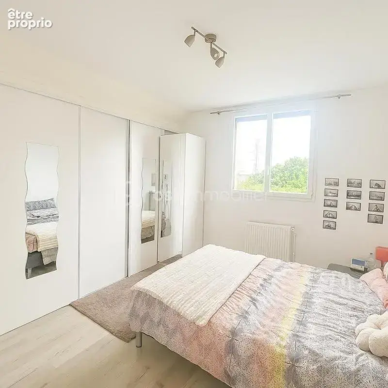 Maison familiale de 227m2 avec piscine chauffée! - photo 17