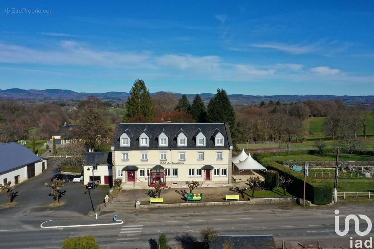 Photo 4 - Commerce à SEILHAC