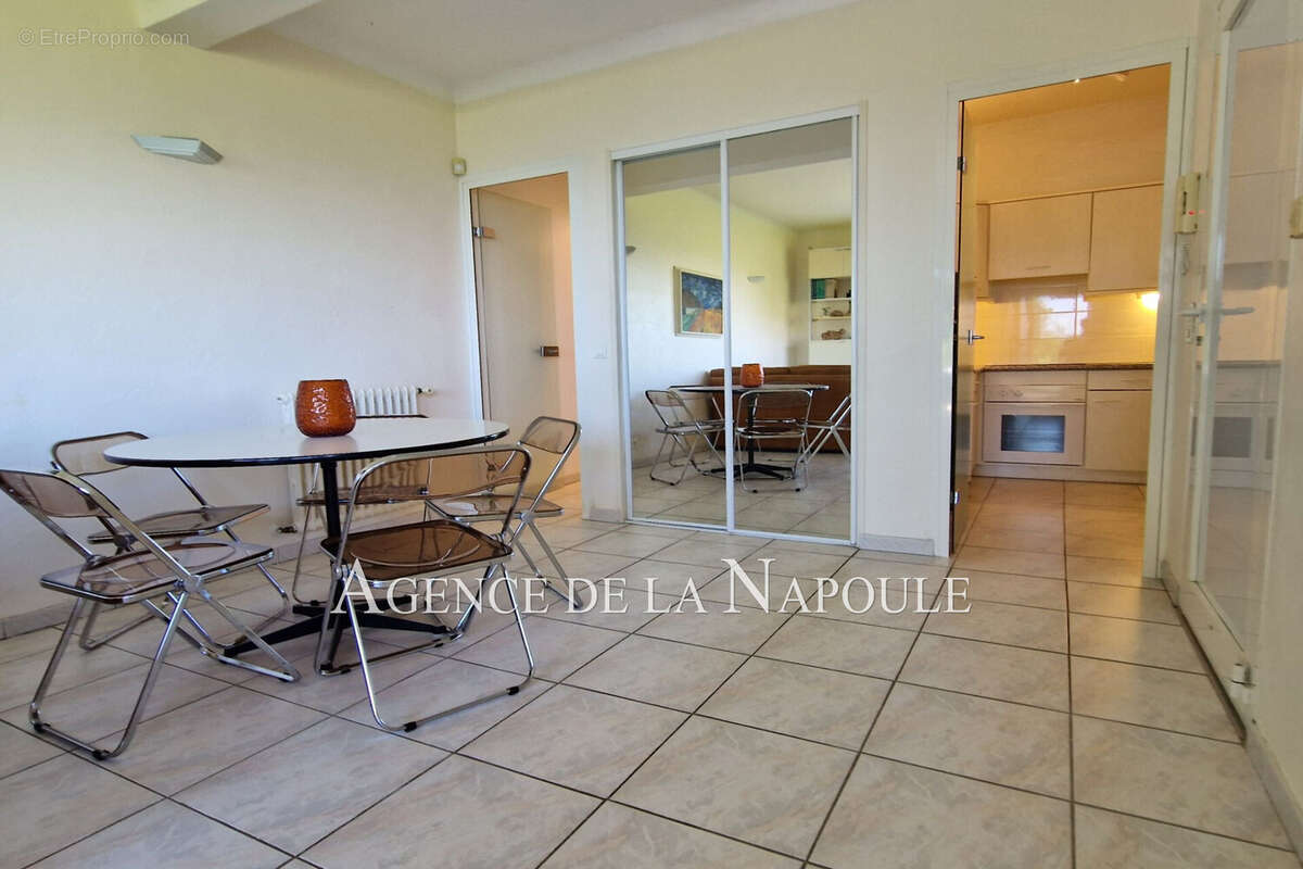 Maison à THEOULE-SUR-MER