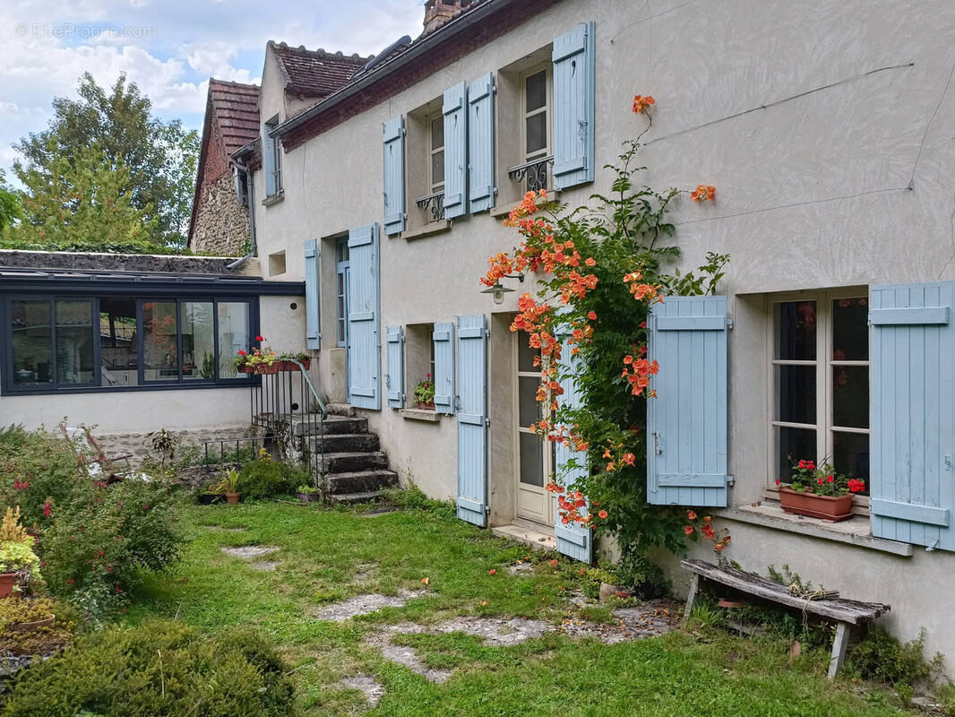 Maison à AMBLAINVILLE