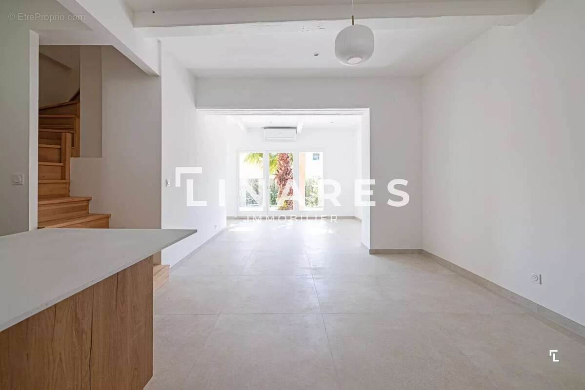 Maison à MARSEILLE-8E