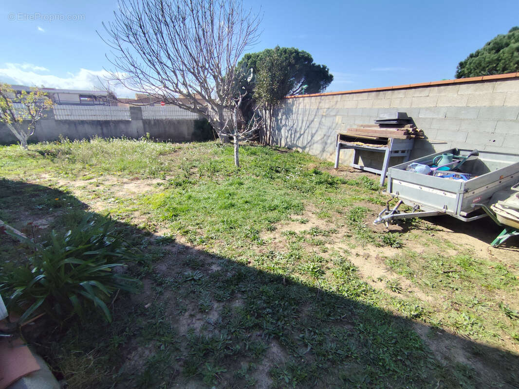 Maison à SAINT-JEAN-LASSEILLE