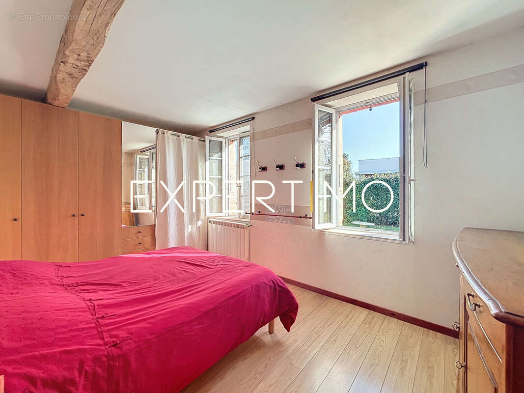 Maison à AYGUESVIVES