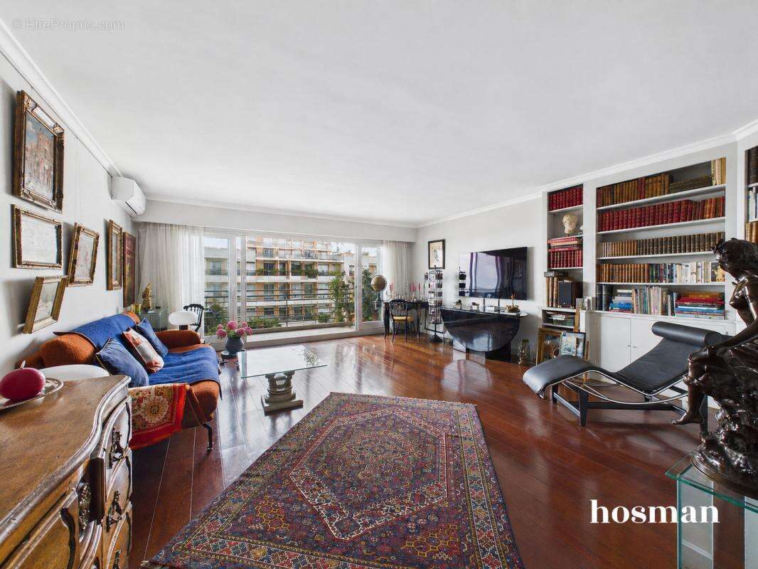 Appartement à PARIS-20E