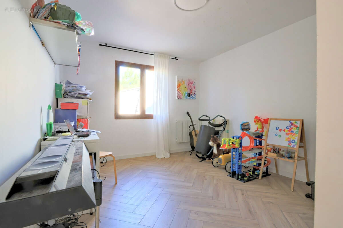 Maison à LA LONDE-LES-MAURES