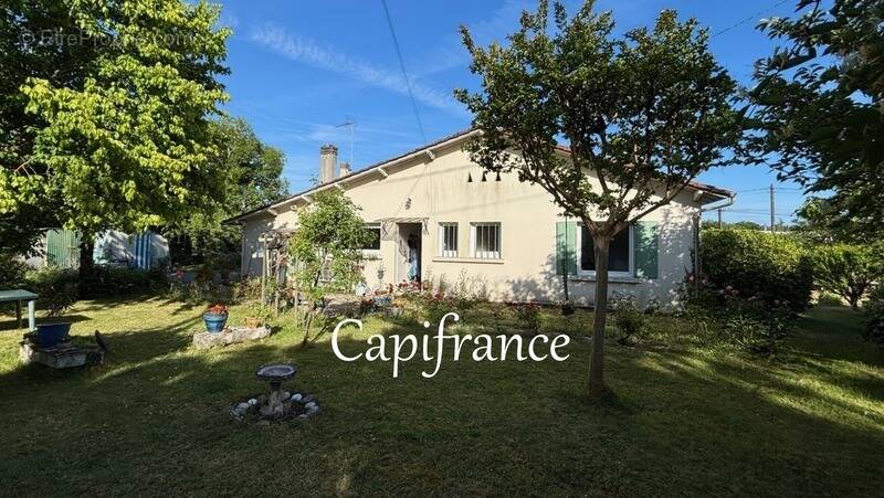 Maison à TAILLEBOURG