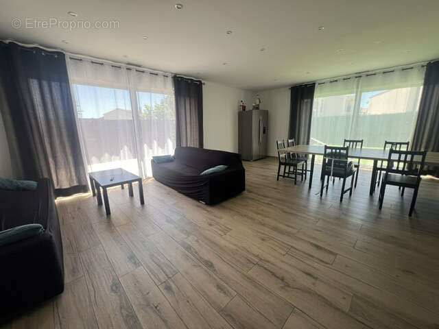 Maison avec étage avec garage et jardin - photo 5