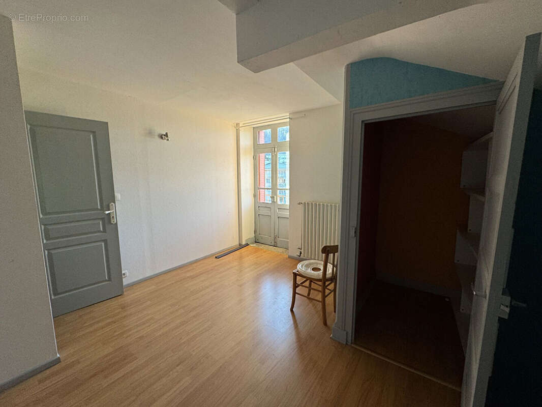 Maison à LONS-LE-SAUNIER