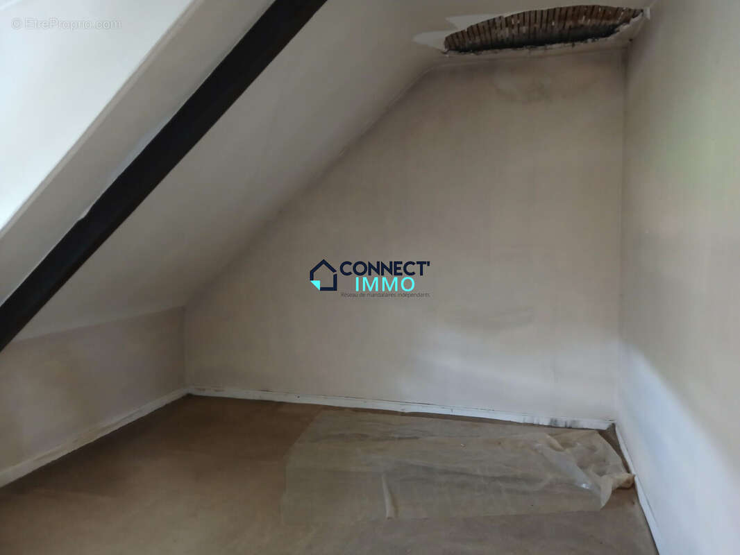Maison 70 m² à Mael-Carhaix  - photo 6