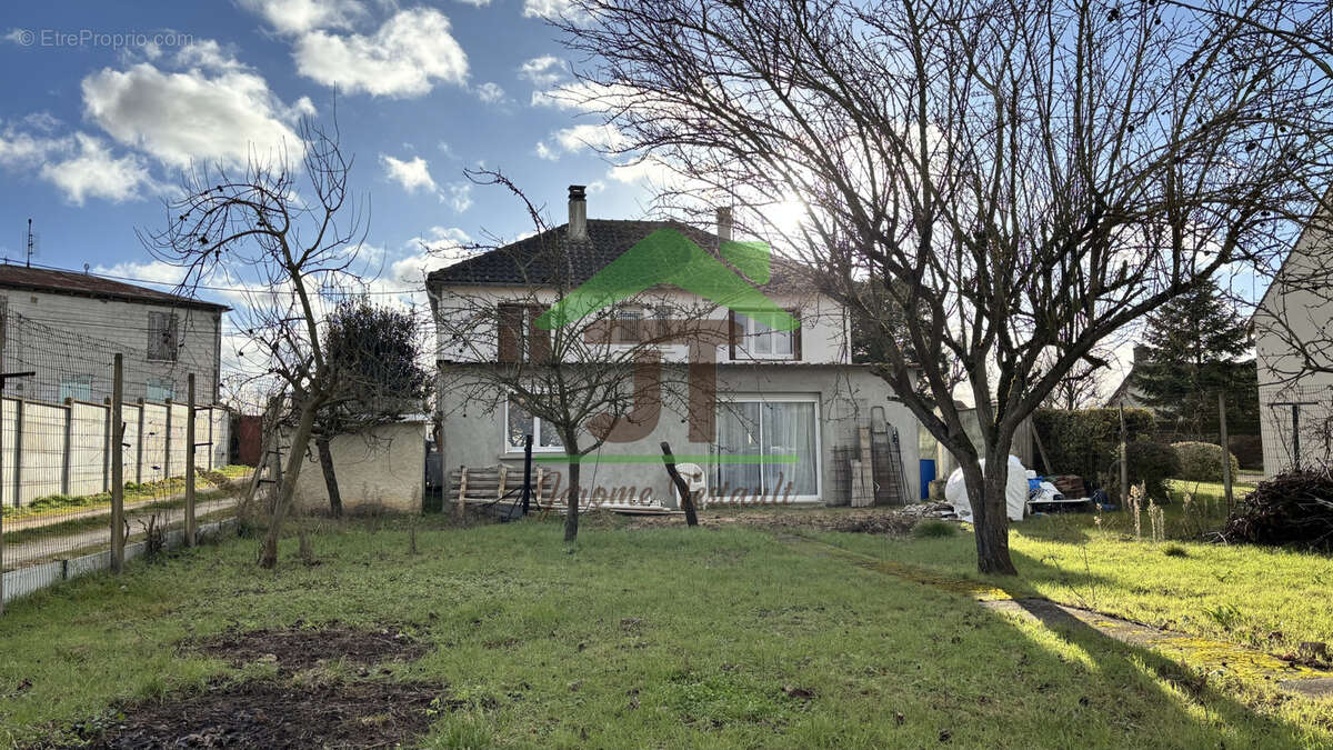 Maison à CHATEAUDUN