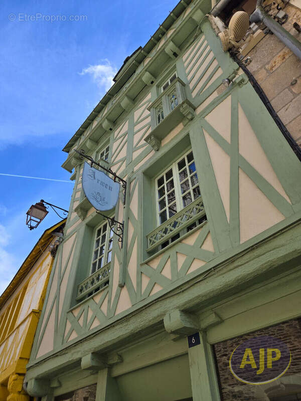 Maison à JOSSELIN