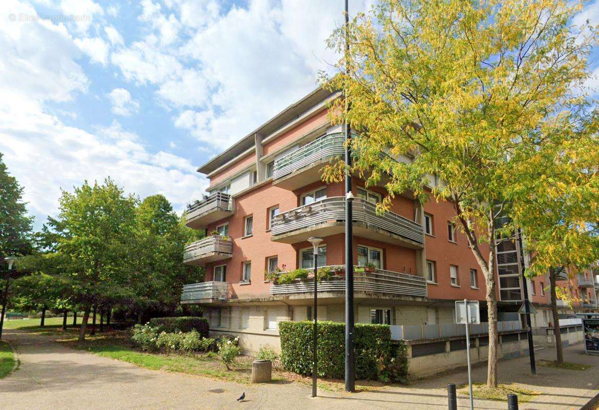 Appartement à ELANCOURT