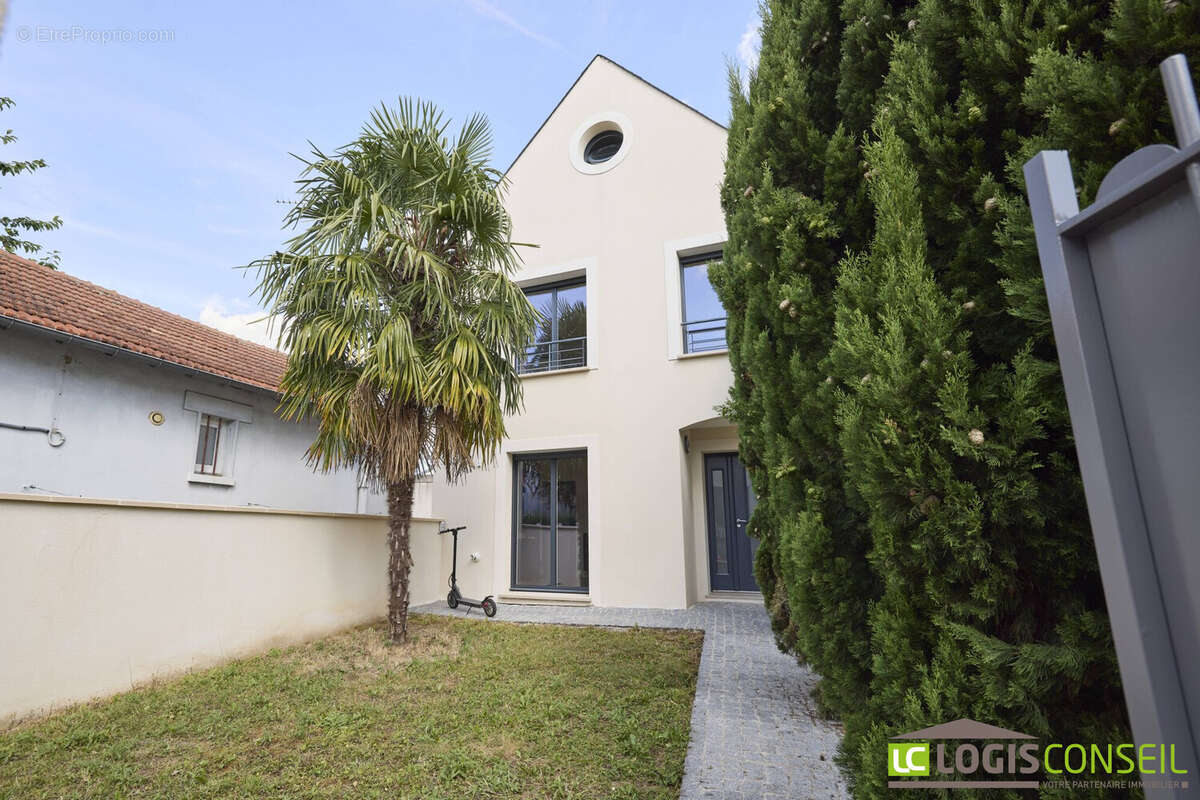 Maison à BOURG-LA-REINE