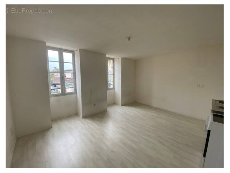 Appartement à JONZAC