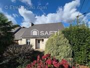 Photo 1 - Maison à LANDIVISIAU