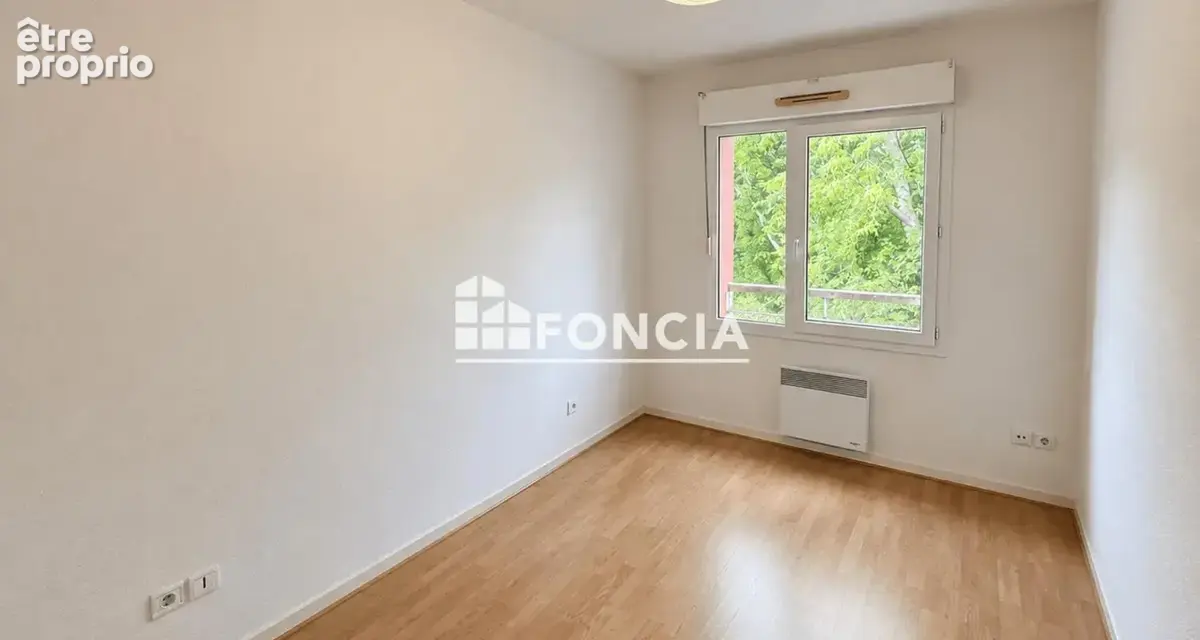 T3 / 2 chambres / Balcon / Garage - photo 5