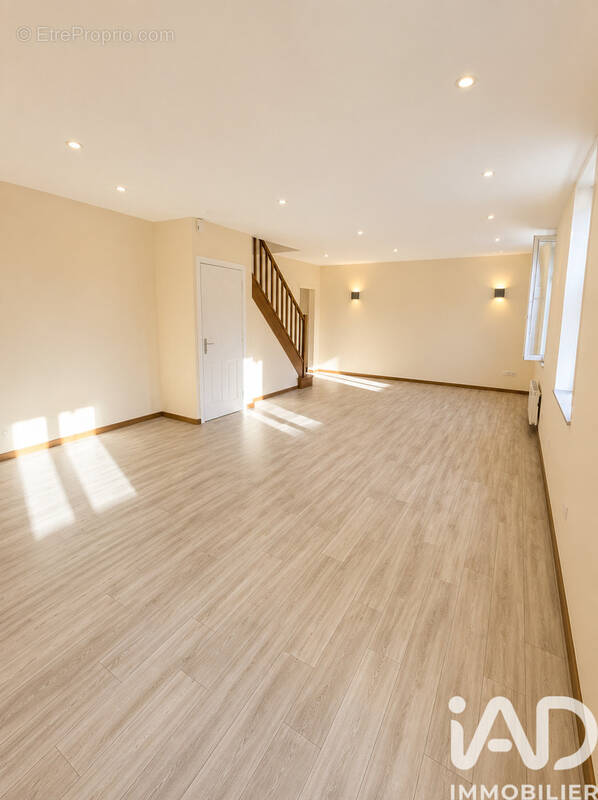 Photo 1 - Appartement à LA CHAPELLE-EN-SERVAL