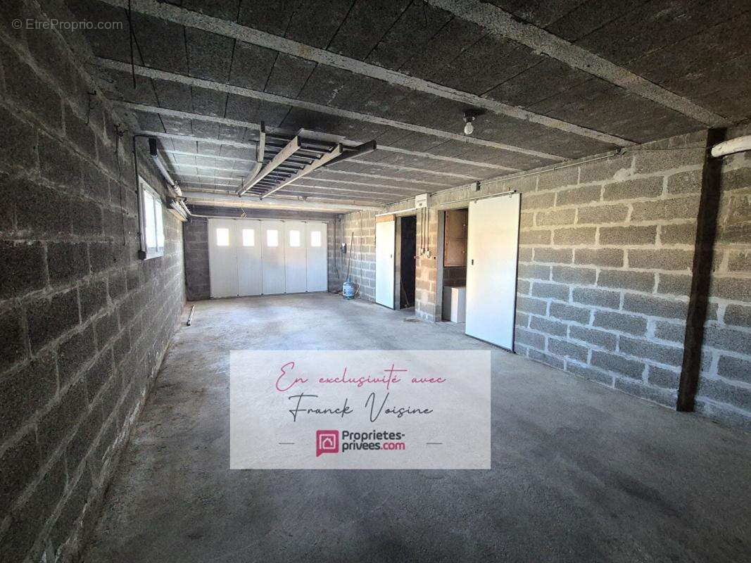 Maison à LES HERBIERS