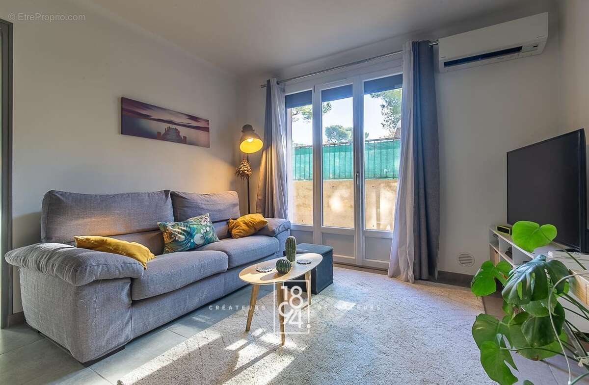 Appartement à VITROLLES