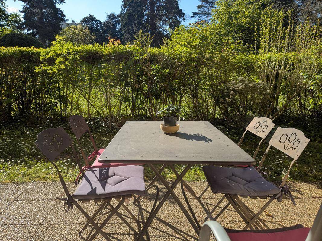 Appartement à TASSIN-LA-DEMI-LUNE