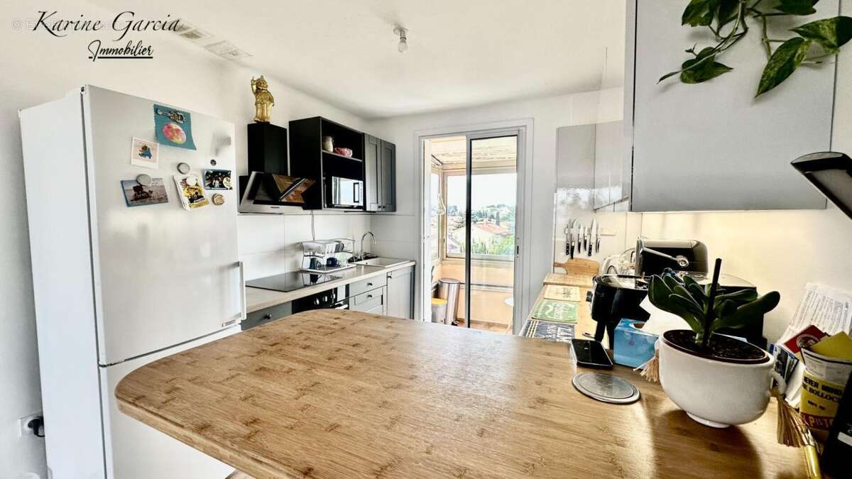 Appartement à SIX-FOURS-LES-PLAGES