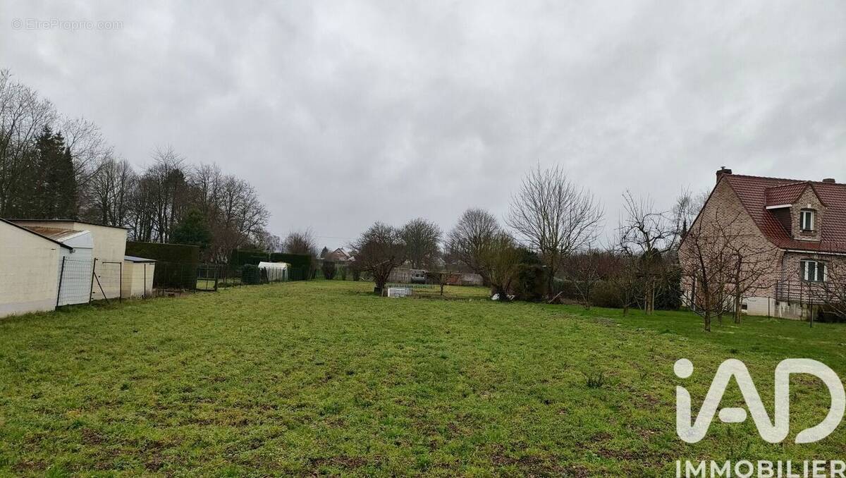 Photo 1 - Terrain à IZEL-LES-HAMEAUX