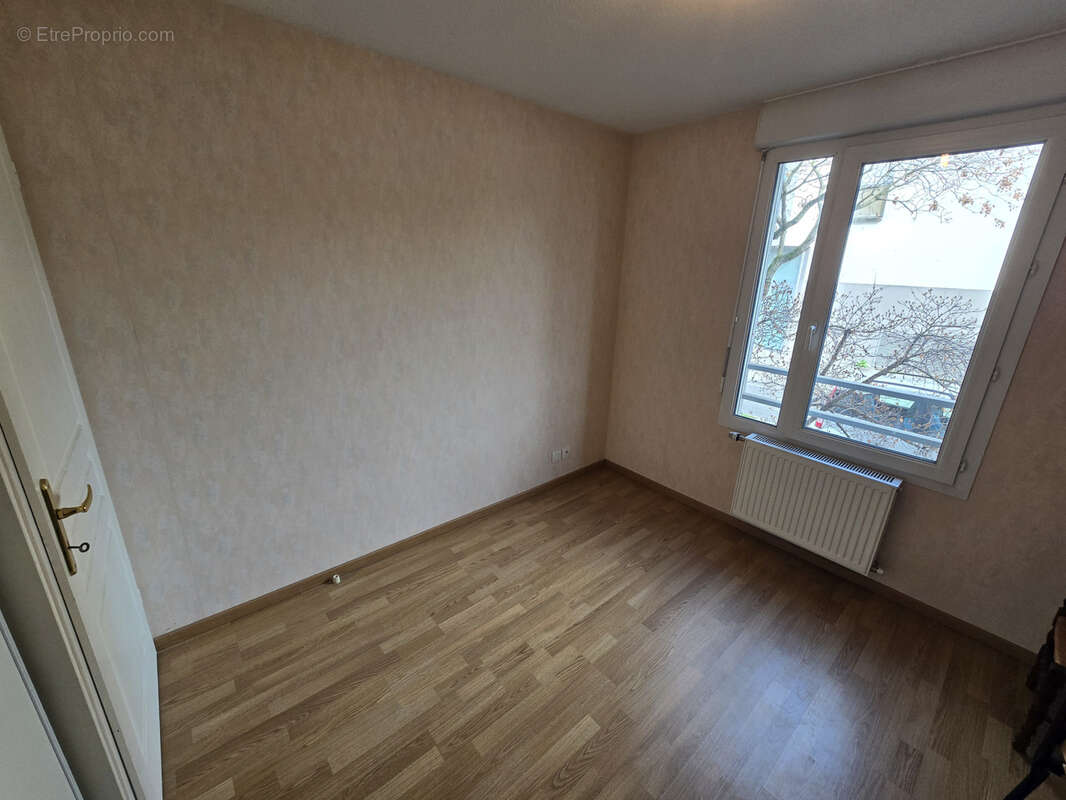 Appartement à SAINT-MARTIN-D'HERES