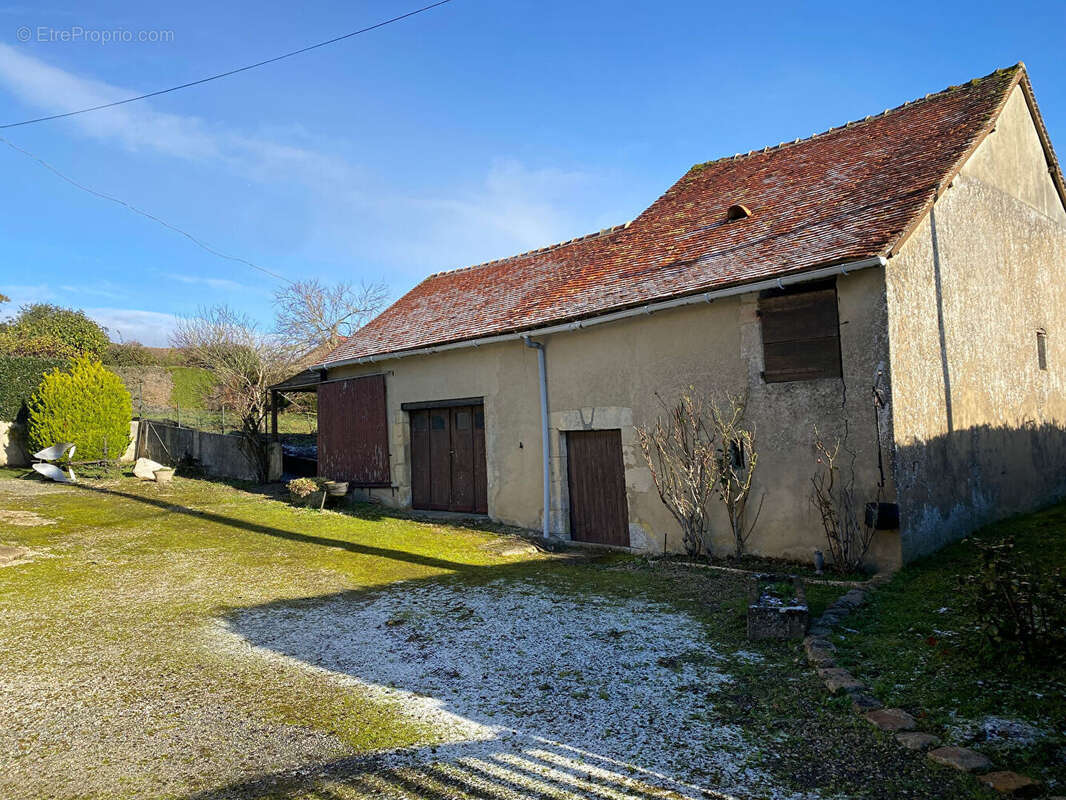 Maison à SAINT-LONGIS
