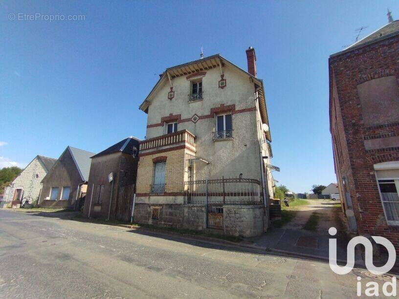 Photo 1 - Maison à BEAUVILLIERS