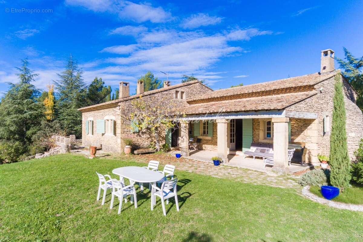 Maison à CABRIERES-D&#039;AVIGNON