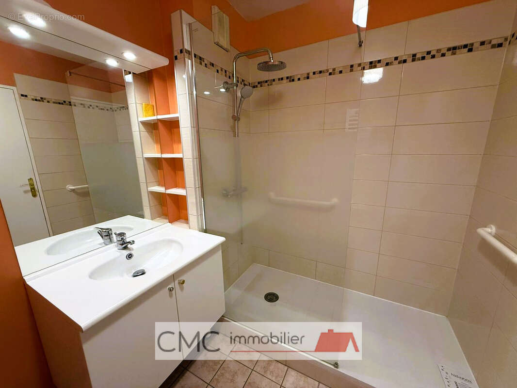 Appartement à LUCE