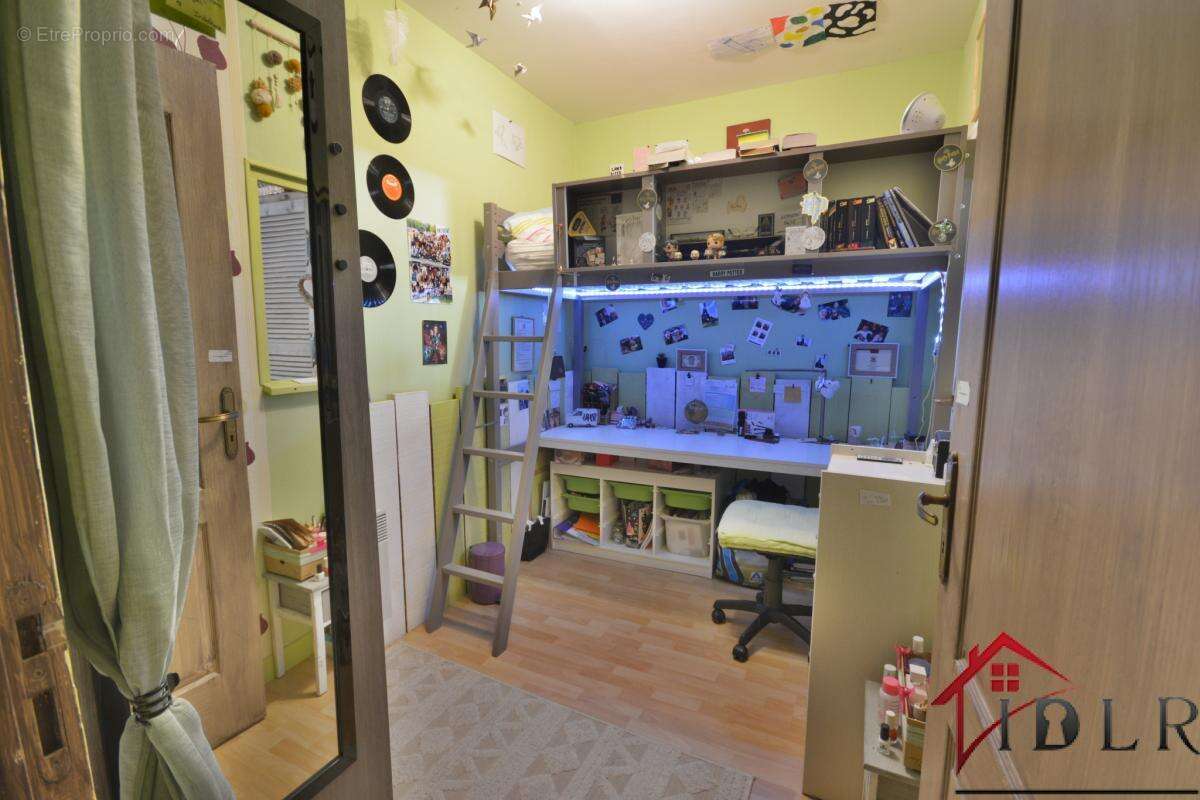 Commerce à BOURBONNE-LES-BAINS