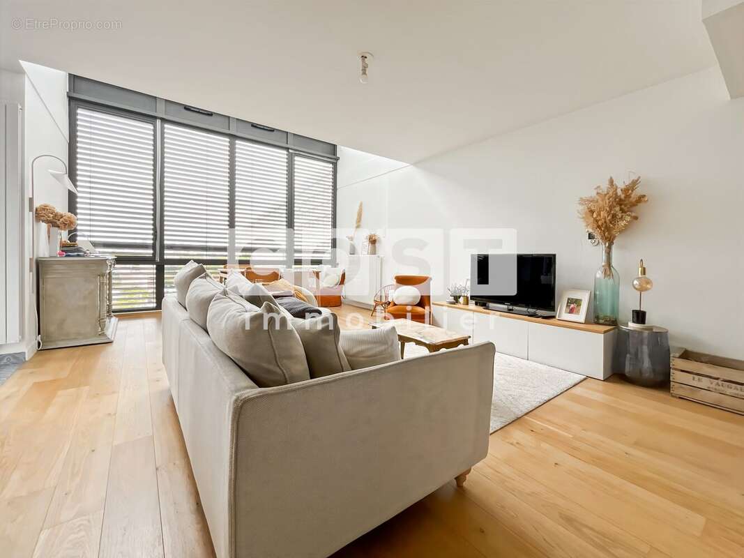 Appartement à GENNEVILLIERS