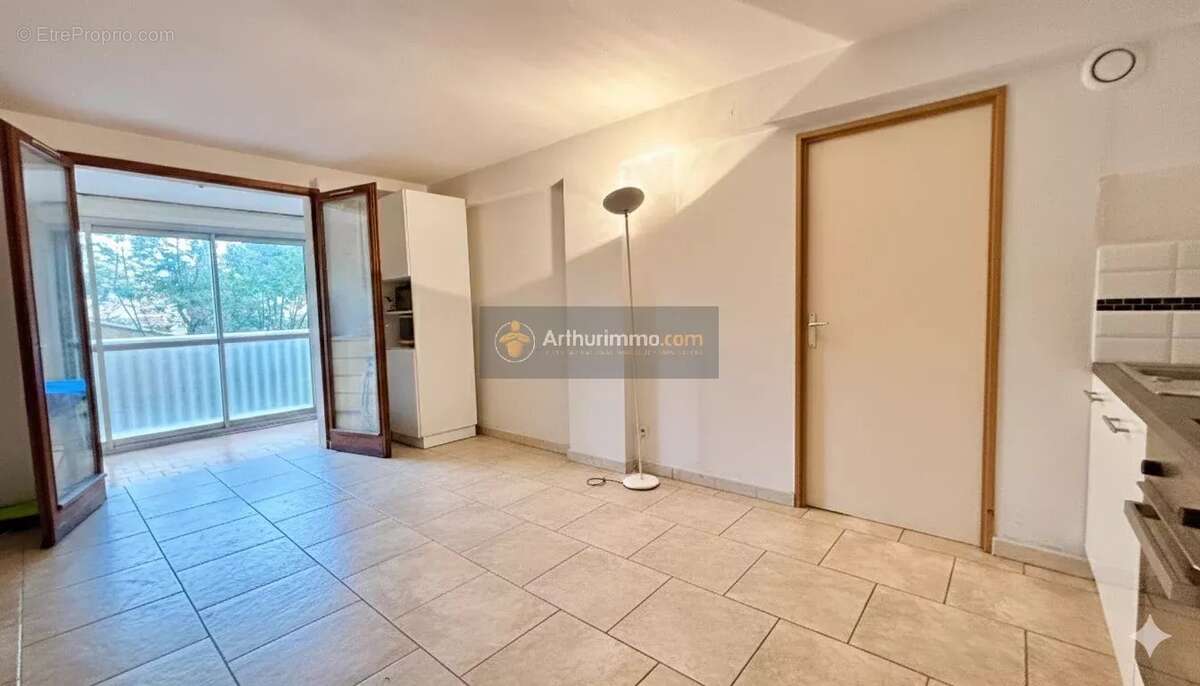Appartement à FREJUS