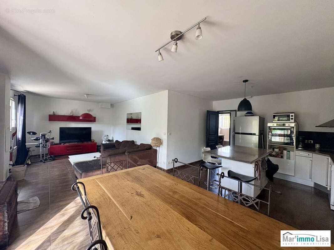 Maison 82 m² à Mallemort  - photo 3