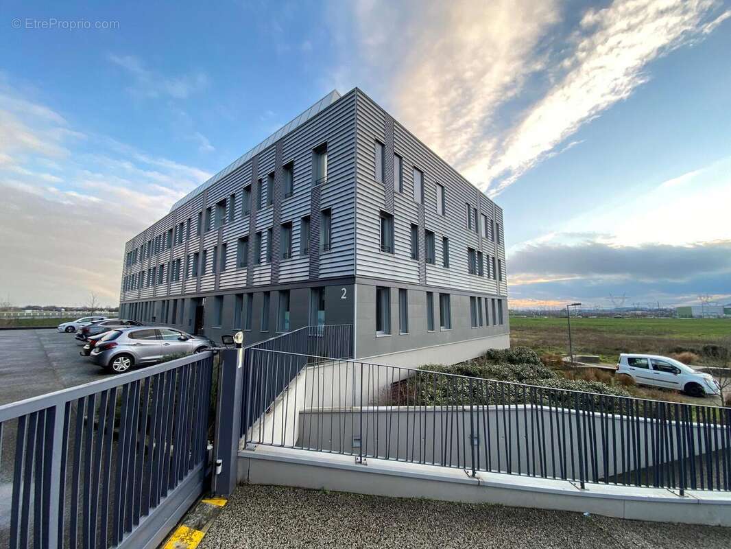 Photo 8 - Commerce à JONAGE