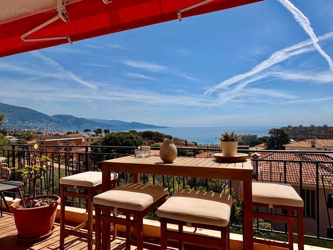 Appartement à ROQUEBRUNE-CAP-MARTIN